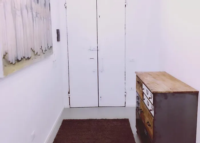 Stylish Poerio Daire