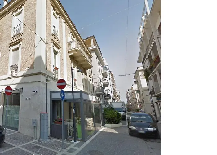 Stylish Poerio Daire